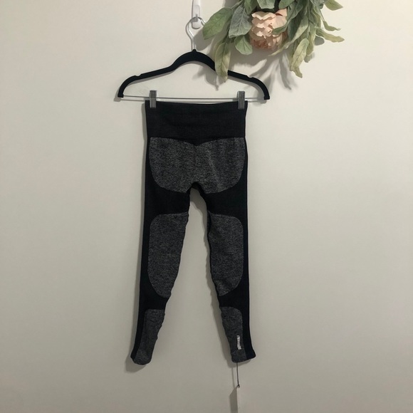 Doyoueven Impact Seamless Leggings - Picture 10 of 11